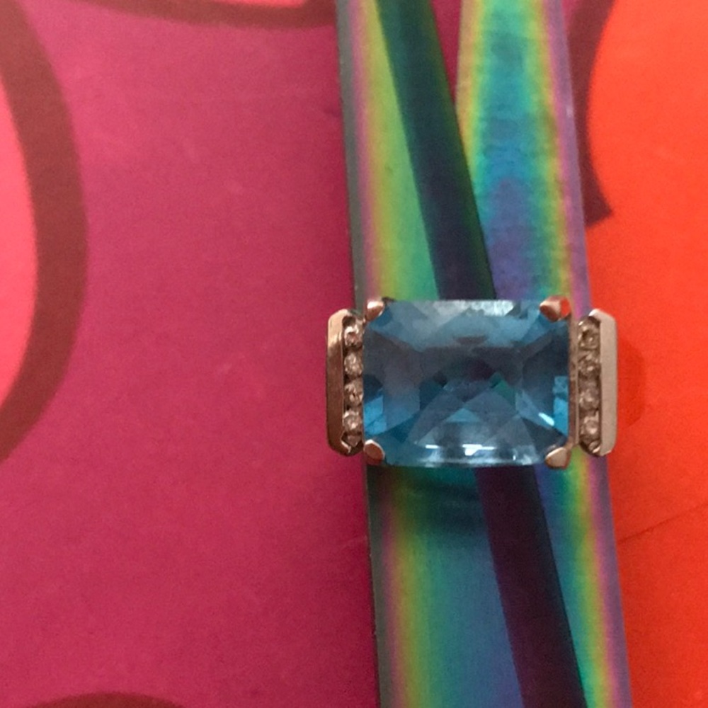 14K White Gold Ring with Gemstone